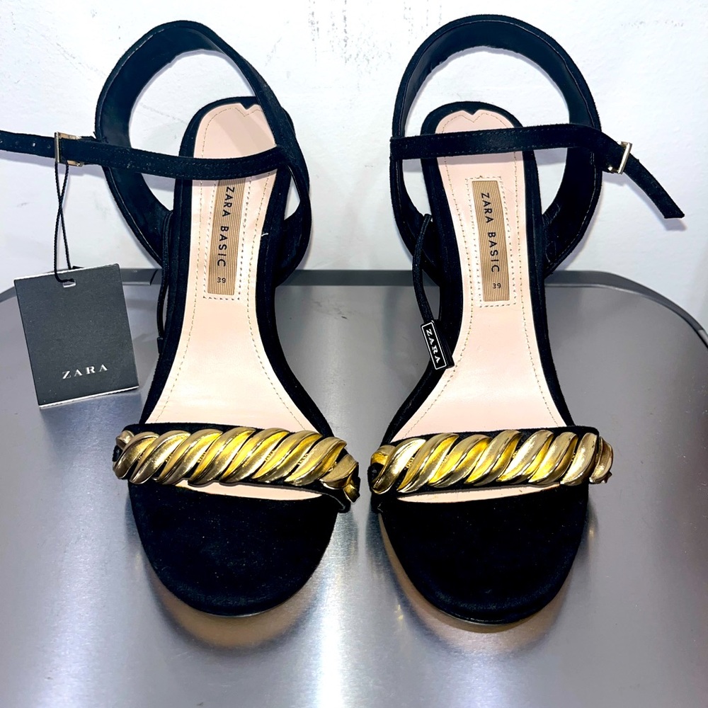 Zara suede heels